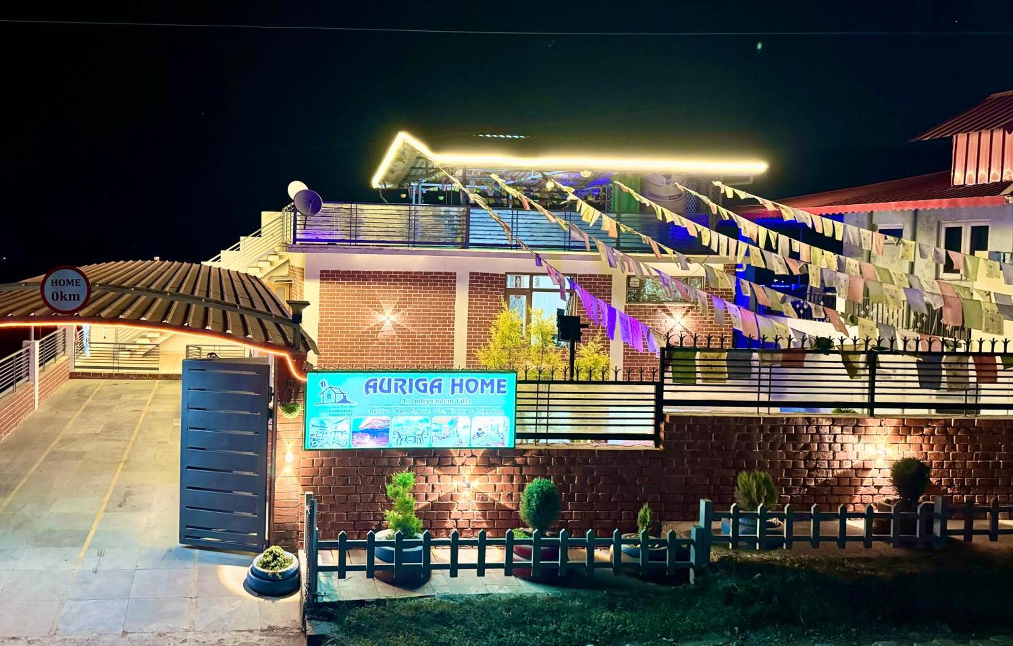 The Auriga 3Bhk Fully Entair Villa With Bonfire In Kasauli I Pvt Stay I Open Air Terrace I Kitchen Livingroom I Lawn Bonfire I Gaming Zone المظهر الخارجي الصورة