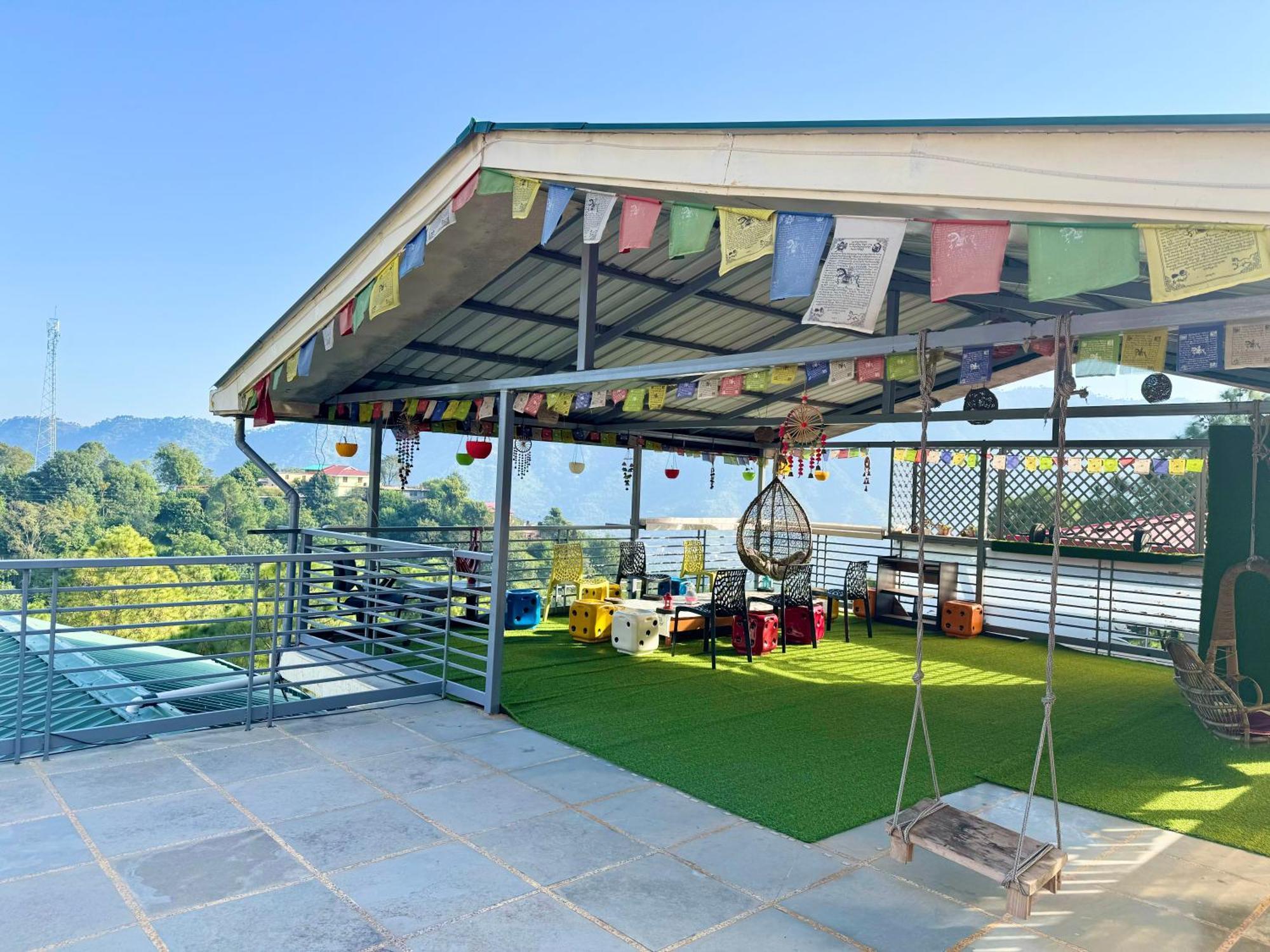 The Auriga 3Bhk Fully Entair Villa With Bonfire In Kasauli I Pvt Stay I Open Air Terrace I Kitchen Livingroom I Lawn Bonfire I Gaming Zone المظهر الخارجي الصورة
